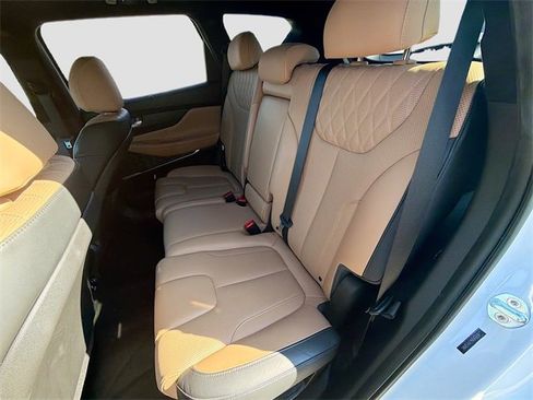 Used 2022 Hyundai Santa Fe Calligraphy image 21