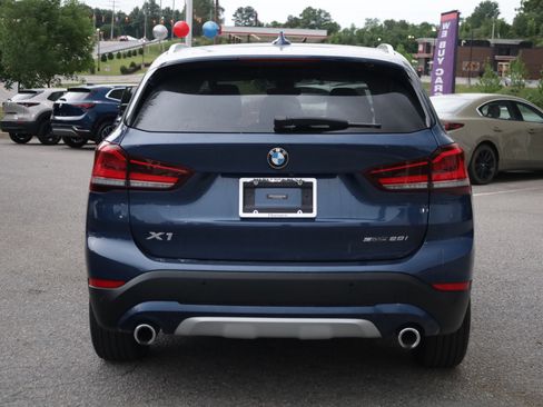 Used 2021 BMW X1 sDrive28i w/ Premium Package FWD image 4