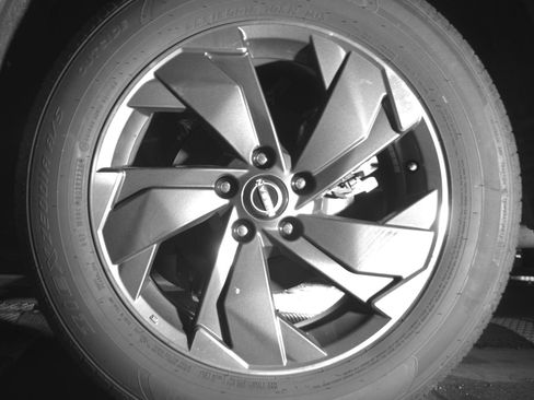 Used 2025 Nissan Rogue SV image 14