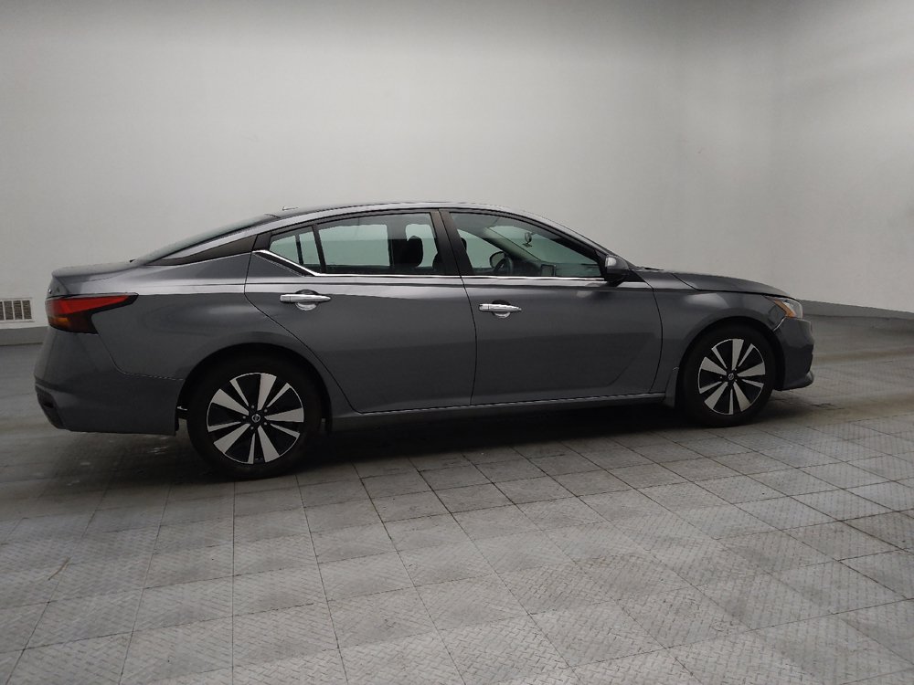 Used 2022 Nissan Altima 2.5 SV FWD image 10