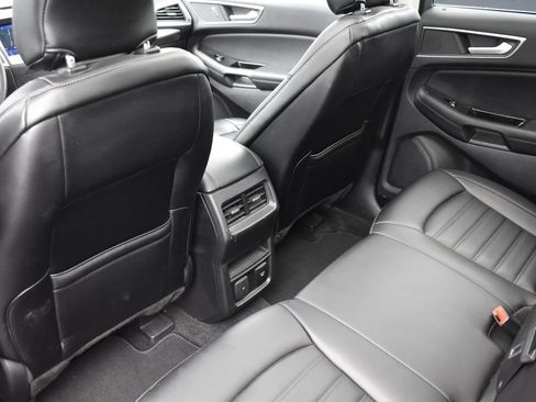 Used 2019 Ford Edge SEL w/ Equipment Group 201A image 26