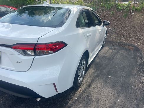 Certified 2024 Toyota Corolla LE FWD image 5