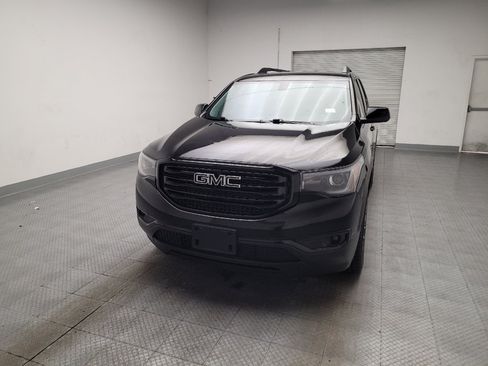 Used 2019 GMC Acadia SLT w/ Black Edition FWD image 15