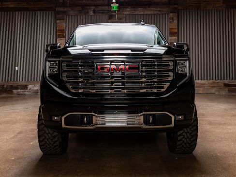 Used 2025 GMC Sierra 1500 Denali w/ Denali Reserve Package image 2