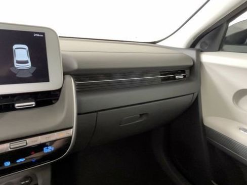 Used 2024 Hyundai Ioniq 5 SE RWD image 33