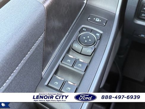 Used 2026 Ford F250 Lariat w/ Black Appearance Package AWD/4WD image 15