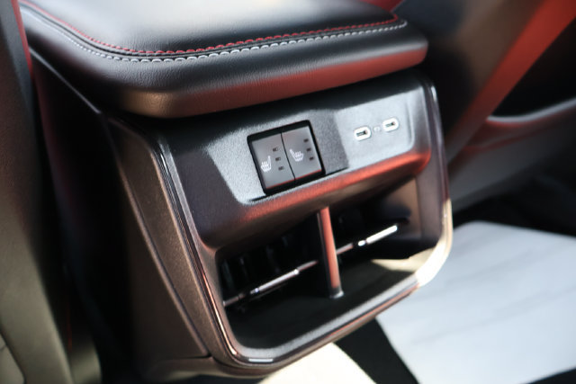 New 2026 Dodge Charger R/T AWD/4WD image 10