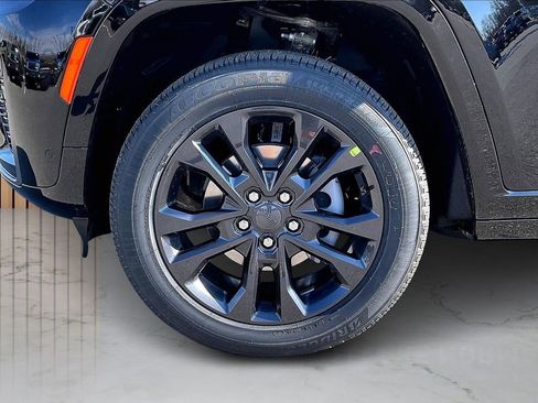 New 2026 Jeep Grand Cherokee Limited AWD/4WD image 33