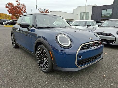 New 2026 MINI Cooper S image 2
