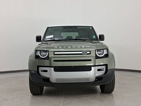 Used 2021 Land Rover Defender 90 S image 5