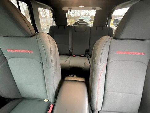 New 2026 Jeep Wrangler Unlimited Rubicon AWD/4WD image 33