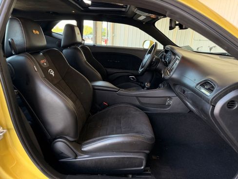 Used 2020 Dodge Challenger R/T RWD image 26