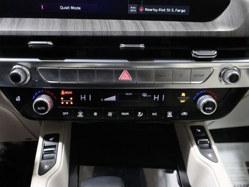 Used 2023 Kia Telluride SX Prestige image 13