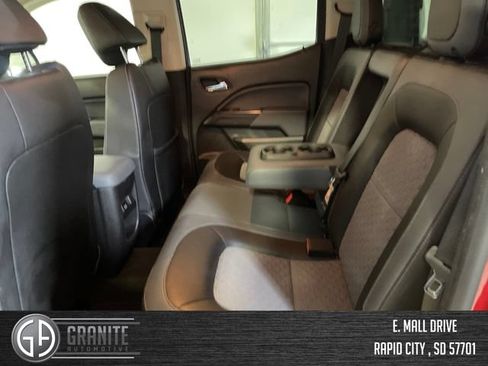 Used 2015 Chevrolet Colorado Z71 AWD/4WD image 21