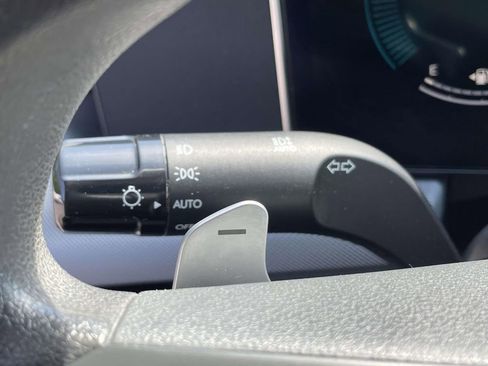 Used 2025 Hyundai Sonata SEL FWD image 29