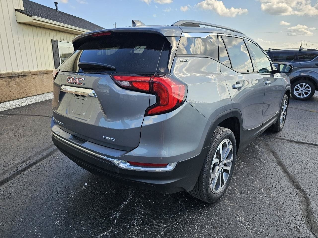 Used 2021 GMC Terrain SLT AWD/4WD image 29