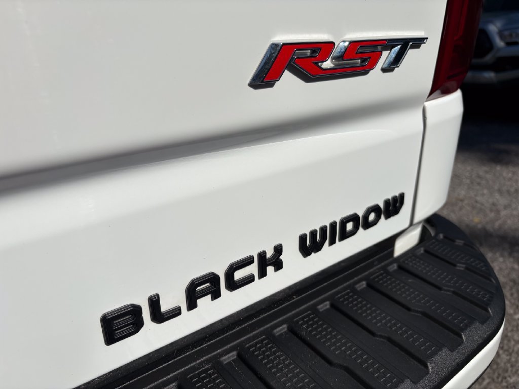 Used 2022 Chevrolet Silverado 1500 RST w/ Safety Package AWD/4WD image 31