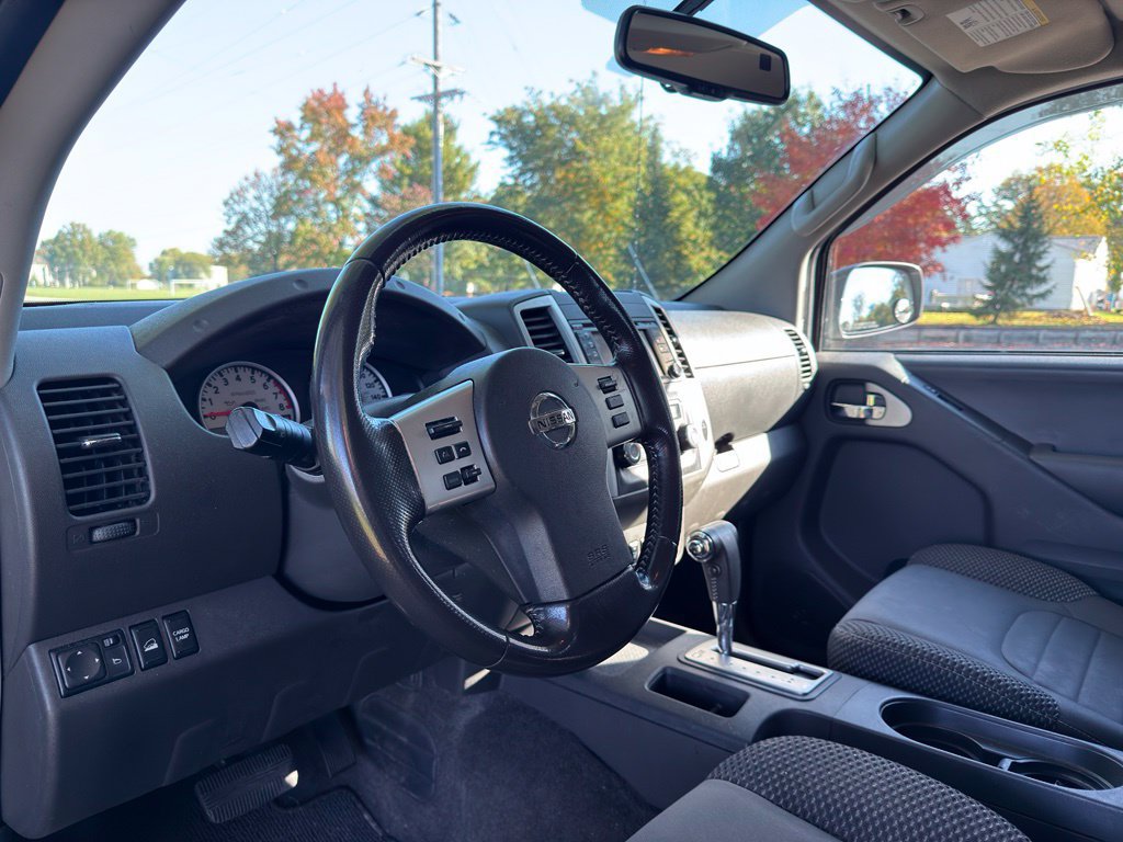 Used 2018 Nissan Frontier PRO-4X AWD/4WD image 21