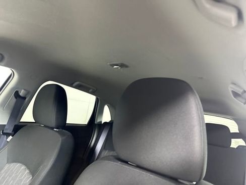 Used 2024 Mitsubishi Outlander Sport LE image 12