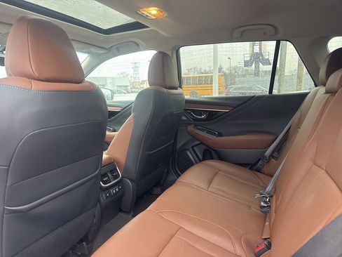 Used 2022 Subaru Outback Touring image 22