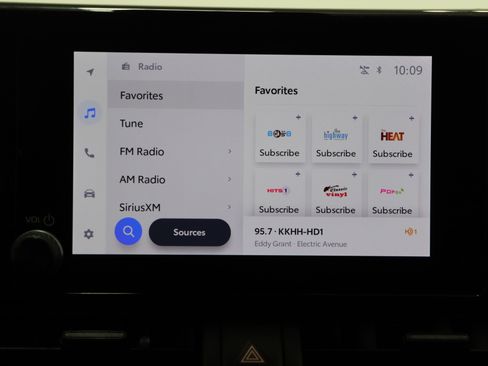 Certified 2025 Toyota RAV4 XLE image 19