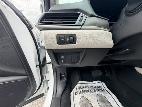 Used 2021 Honda Accord EX image 25