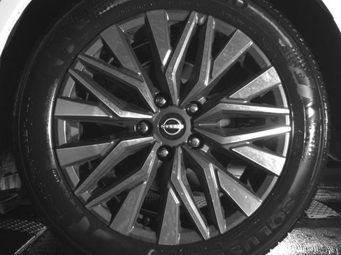 Used 2025 Nissan Altima 2.5 SV image 14