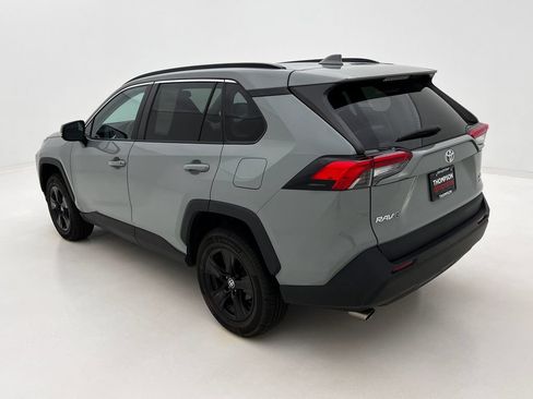 Used 2022 Toyota RAV4 XLE w/ Convenience Package AWD/4WD image 9