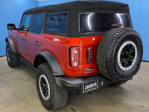 Used 2023 Ford Bronco Badlands AWD/4WD image 6