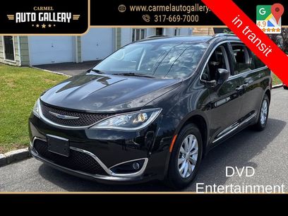 Used 2019 Chrysler Pacifica Touring-L