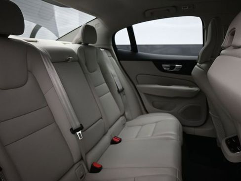 Used 2024 Volvo S60 B5 Ultimate AWD/4WD image 32