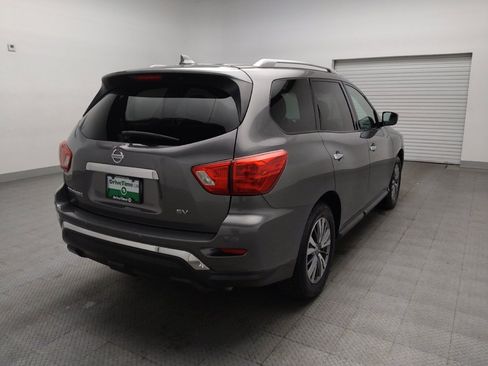 Used 2020 Nissan Pathfinder SV FWD image 9