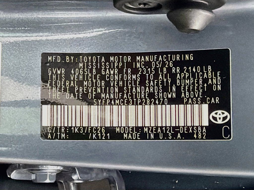 Used 2026 Toyota Corolla SE w/ SE Package FWD image 32