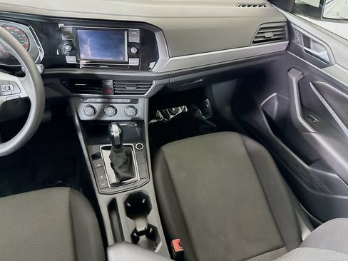 Used 2019 Volkswagen Jetta SE FWD image 25