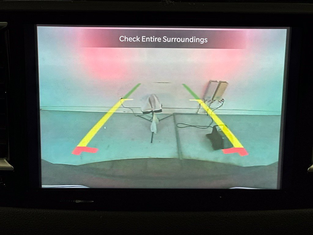 Used 2024 Chrysler Pacifica Touring-L FWD image 7