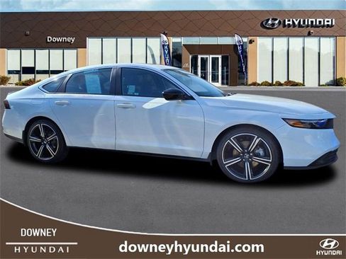 Used 2024 Honda Accord Sport image 3