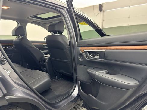 Used 2022 Honda CR-V Touring image 38