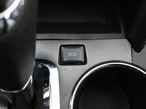 Used 2017 Chevrolet Equinox LS image 28