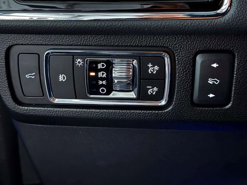 Certified 2023 Lincoln Navigator Reserve image 11