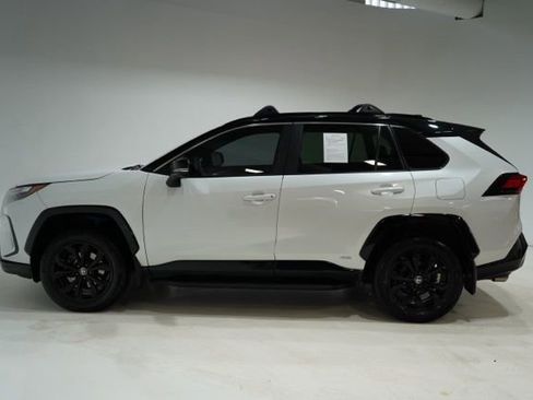 Used 2023 Toyota RAV4 XSE w/ XSE Grade Weather Package image 4
