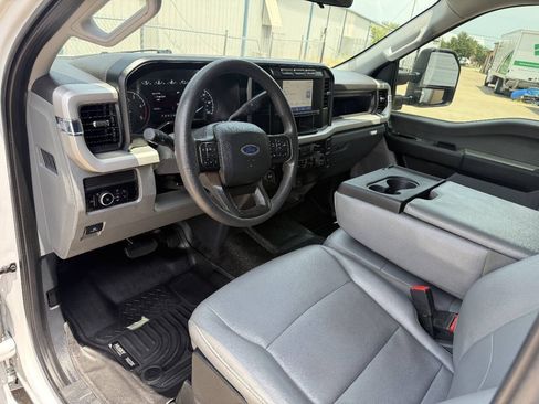 Used 2023 Ford F350 XL AWD/4WD image 12