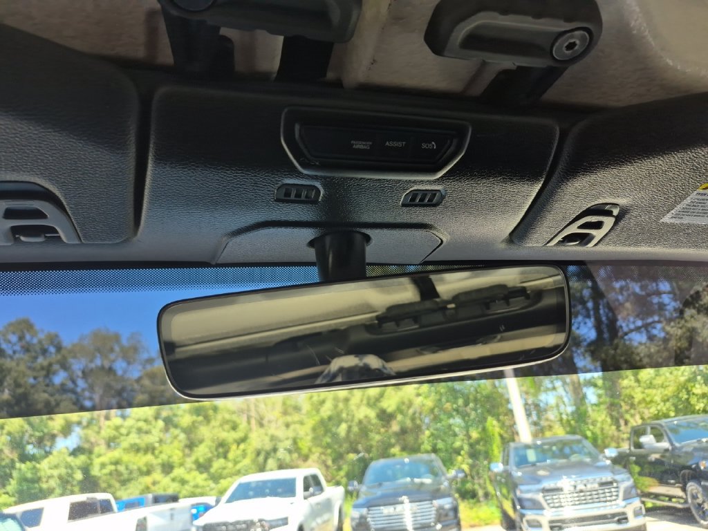 Used 2021 Jeep Wrangler Unlimited Sahara w/ Cold Weather Group AWD/4WD image 19
