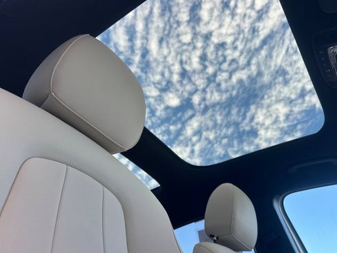 Certified 2025 Mercedes-Benz GLA 250 4MATIC image 16