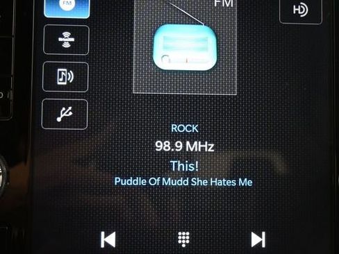 Used 2023 RAM 1500 Laramie image 22