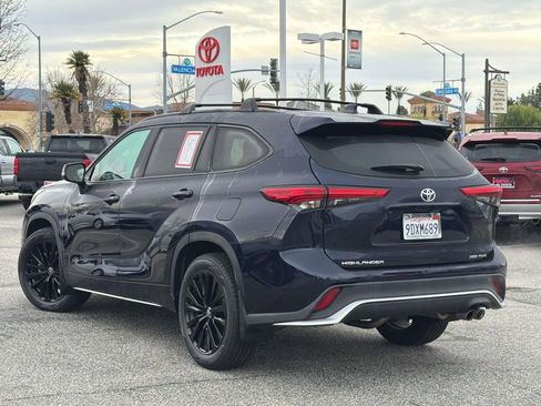 Used 2023 Toyota Highlander XSE image 5
