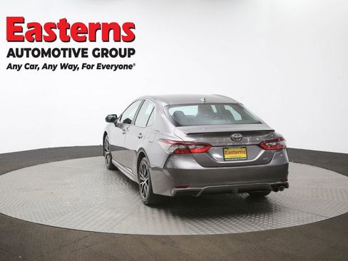 Used 2023 Toyota Camry SE image 64