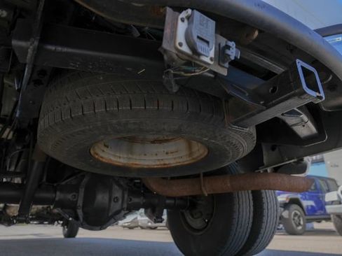 Used 2001 Ford F350 Lariat AWD/4WD image 7