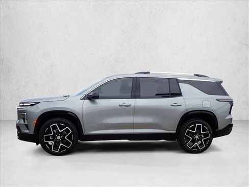 New 2026 Chevrolet Traverse High Country AWD/4WD image 2