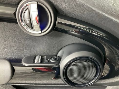 Used 2021 MINI Cooper S image 14