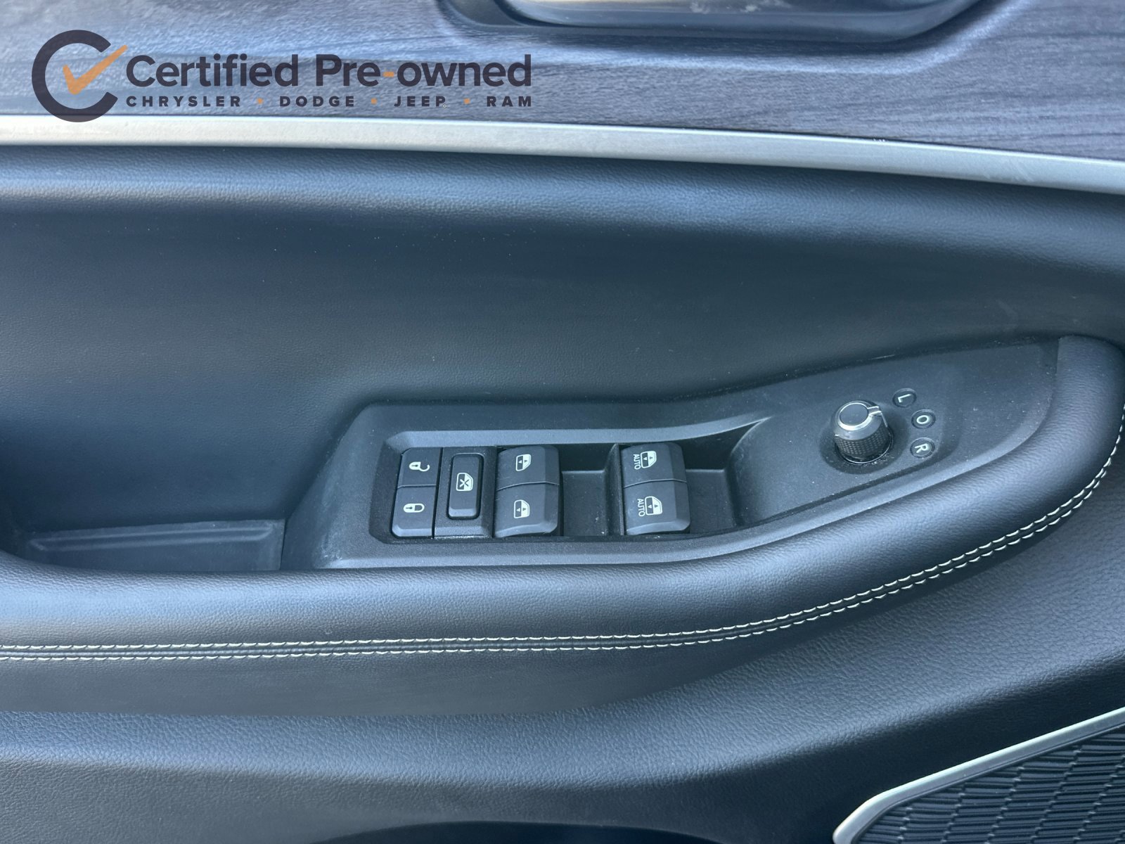 Used 2022 Jeep Grand Cherokee Limited 4xe AWD/4WD image 9